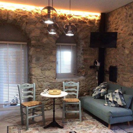 Laryssiou Suite Гитион Экстерьер фото